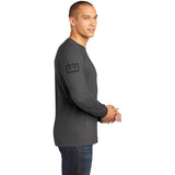 Black Luxury Specialist - Long Sleeve Men's T-Shirt